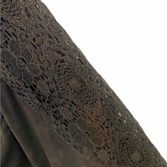 Andree by Unit Women’s Gray Distressed Top • Large - Picture 16 of 16